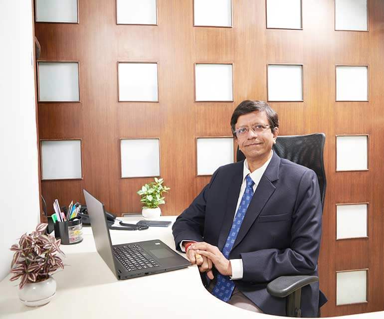 Mr. Saranyan R